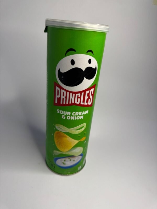 Pringles Sour Cream and Onion 165g - Image 4
